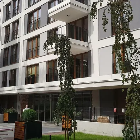 Free Guarded Parking, New Loft, Air Condition קרקוב